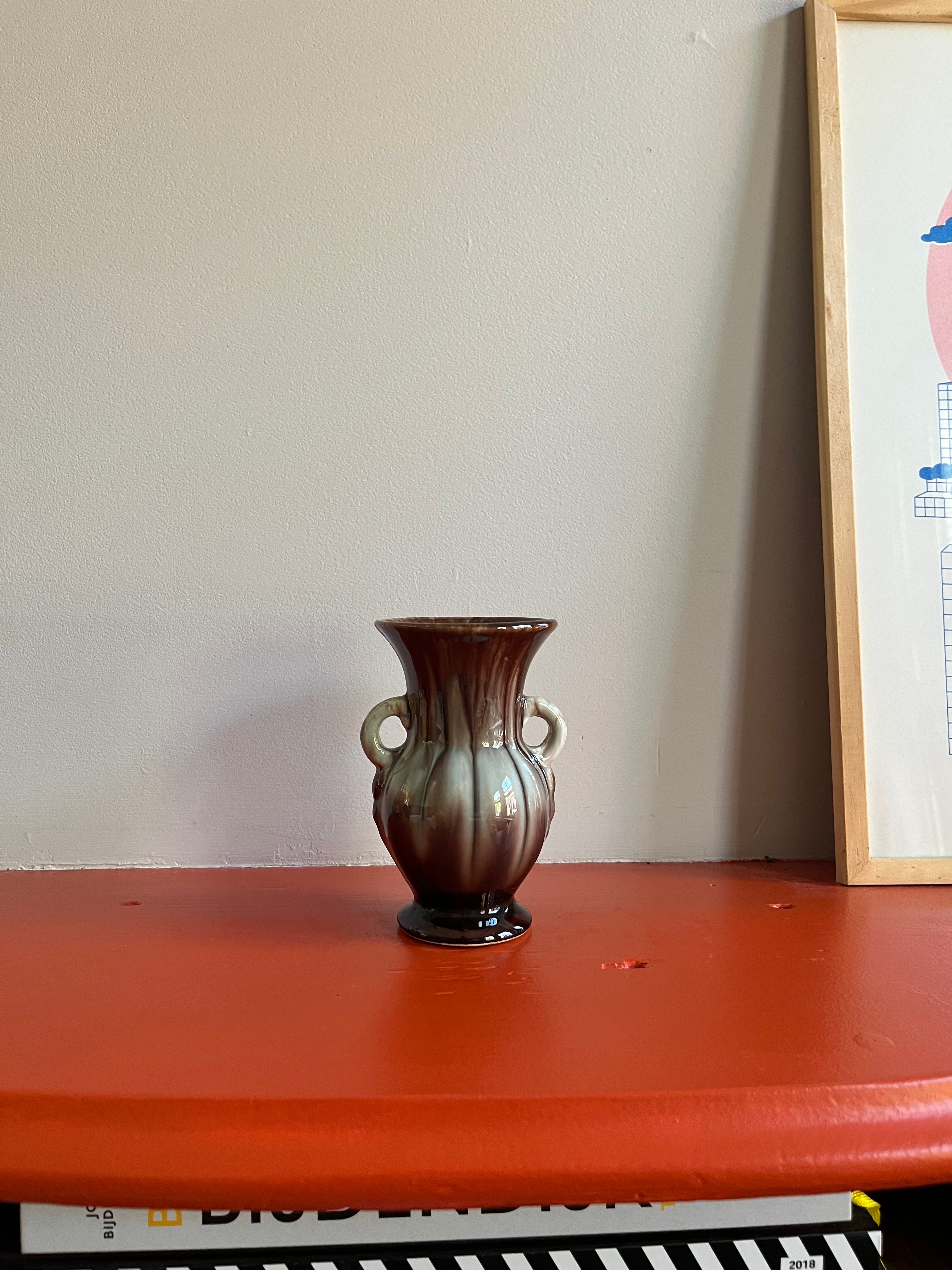 Vaasje van West Germany in klassieke vorm